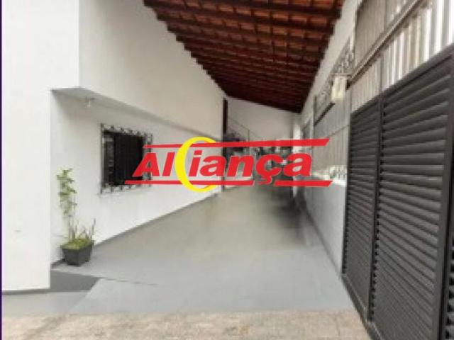Casa / Sobrado para Locação em Guarulhos/SP Jardim Flor da Montanha 3 Quartos