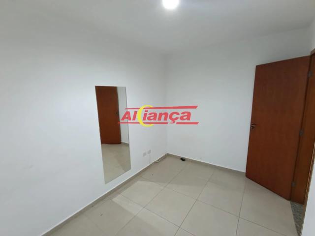 Casa / Sobrado para Locação em Guarulhos/SP Jardim Flor da Montanha 1 Quartos