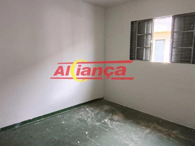 Casa / Sobrado para Locação em Guarulhos/SP Jardim Flor da Montanha 1 Quartos