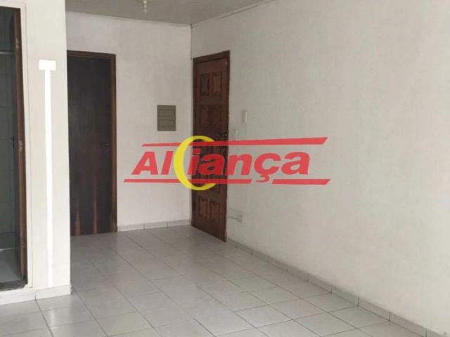 Casa / Sobrado para Locação em Guarulhos/SP Jardim Flor da Montanha 1 Quartos