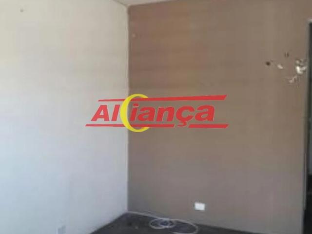 Casa / Sobrado para Locação em Guarulhos/SP Jardim Flor da Montanha 2 Quartos