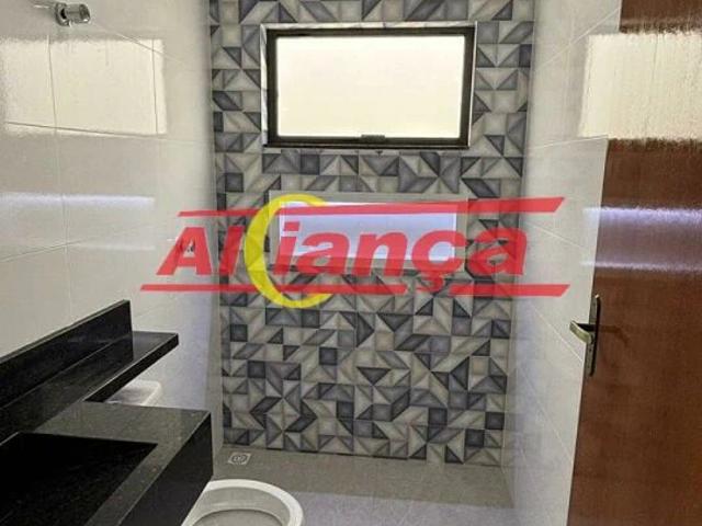 Casa / Sobrado para Locação em Guarulhos/SP Jardim Flor da Montanha 2 Quartos