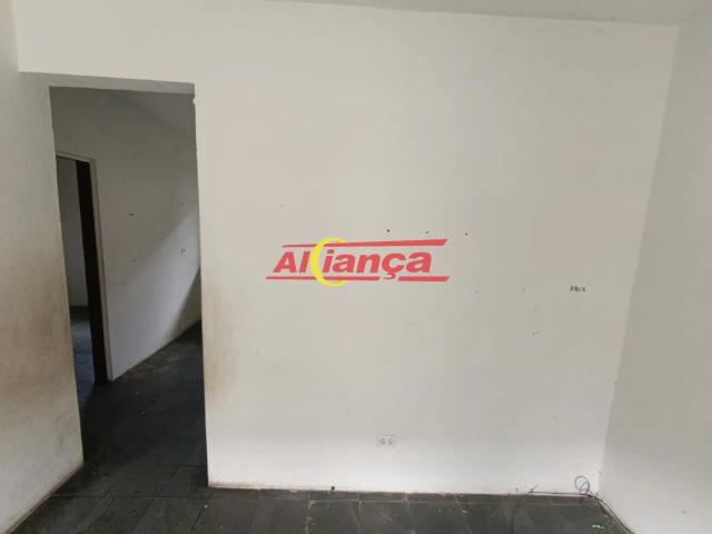 Casa / Sobrado para Locação em Guarulhos/SP Jardim Flor da Montanha 2 Quartos