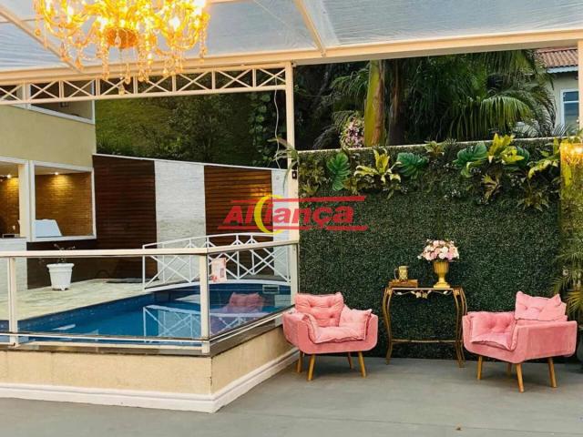 Casa / Sobrado para Locação em Guarulhos/SP Jardim Flor da Montanha 5 Quartos