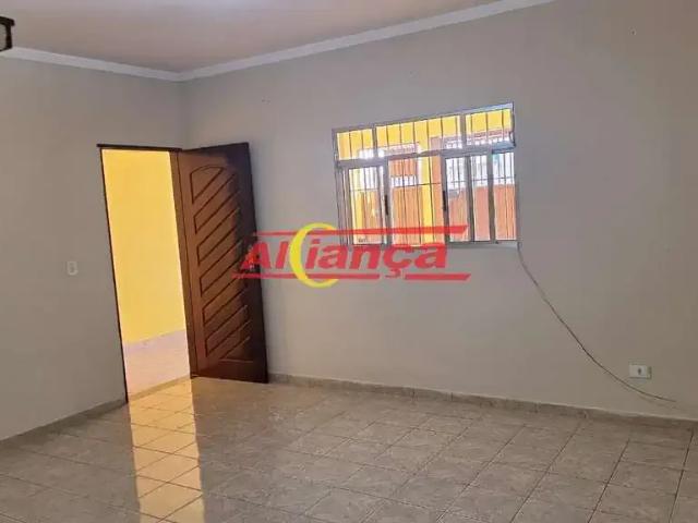 Casa / Sobrado para Locação em Guarulhos/SP Jardim Izildinha 3 Quartos
