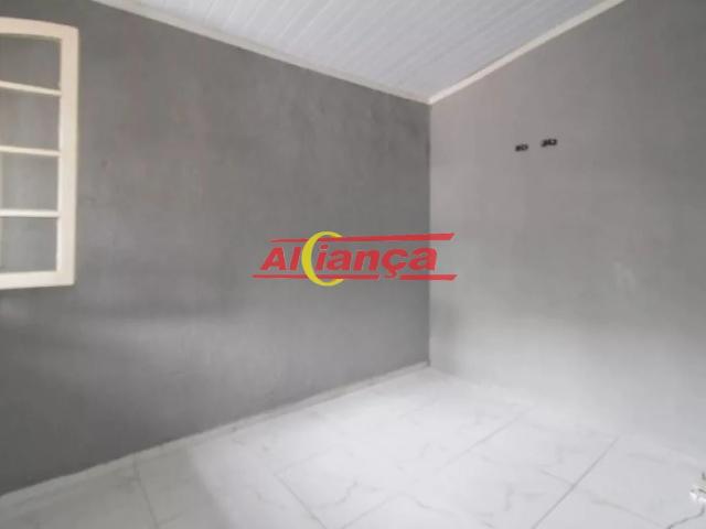 Casa / Sobrado para Locação em Guarulhos/SP Jardim Paraventi 1 Quartos