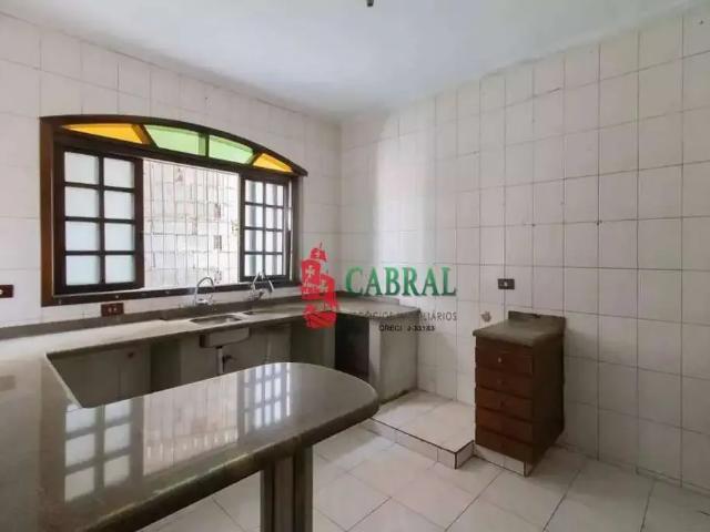 Casa / Sobrado para Locação em Guarulhos/SP Jardim Rosa de Franca 3 Quartos