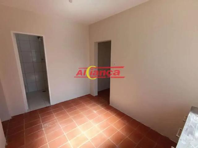 Casa / Sobrado para Locação em Guarulhos/SP Jardim São Francisco 1 Quartos
