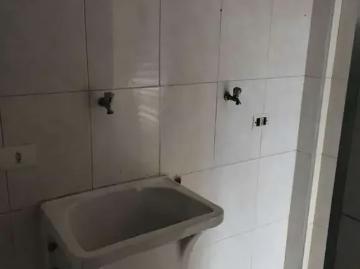 Casa / Sobrado para Locação em Guarulhos/SP Jardim São Francisco 2 Quartos