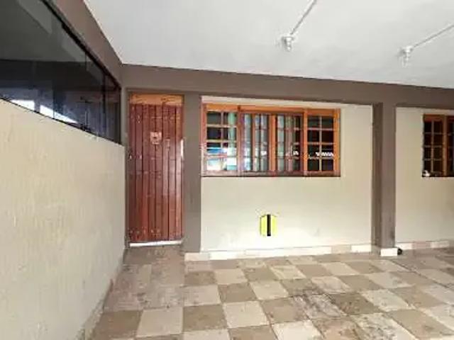 Casa / Sobrado para Locação em Guarulhos/SP Jardim Santa Mena 3 Quartos
