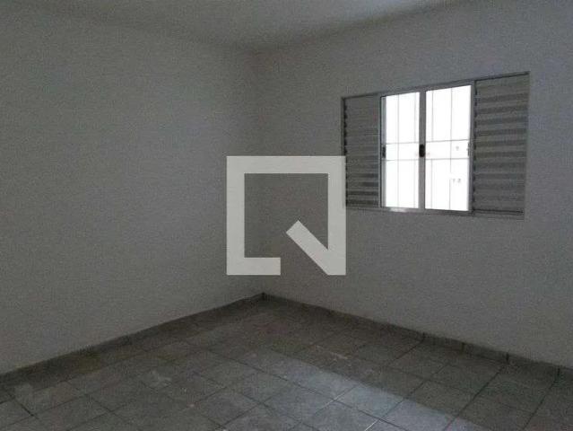 Casa / Sobrado para Locação em Guarulhos/SP Jardim Santa Cecília 2 Quartos