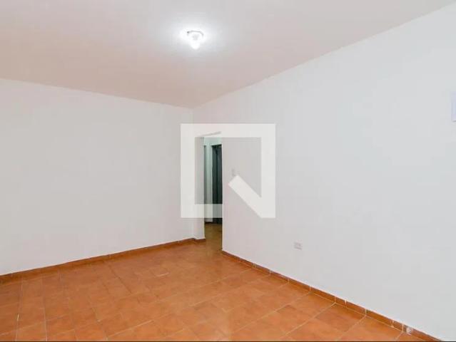 Casa / Sobrado para Locação em Guarulhos/SP Jardim Santa Cecília 2 Quartos