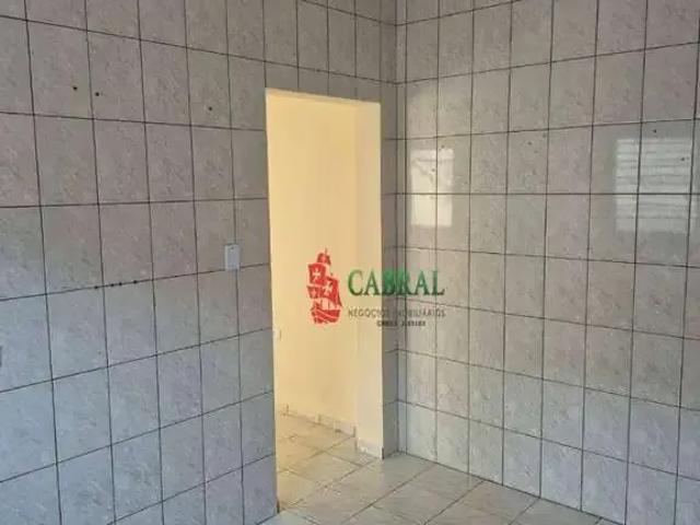 Casa / Sobrado para Locação em Guarulhos/SP Jardim Santa Paula 2 Quartos