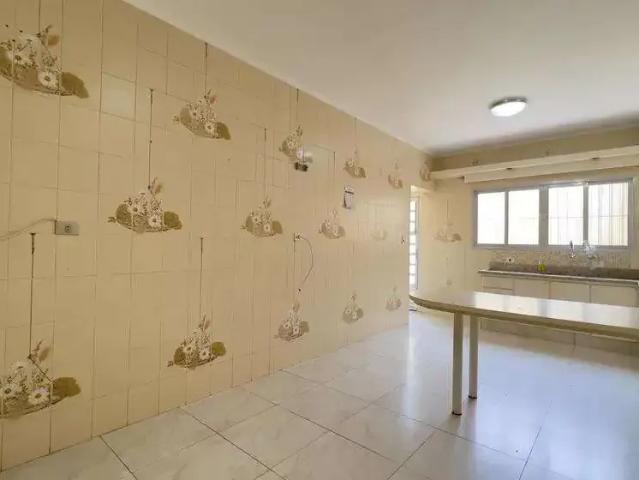 Casa / Sobrado para Locação em Guarulhos/SP Jardim Tranqüilidade 4 Quartos