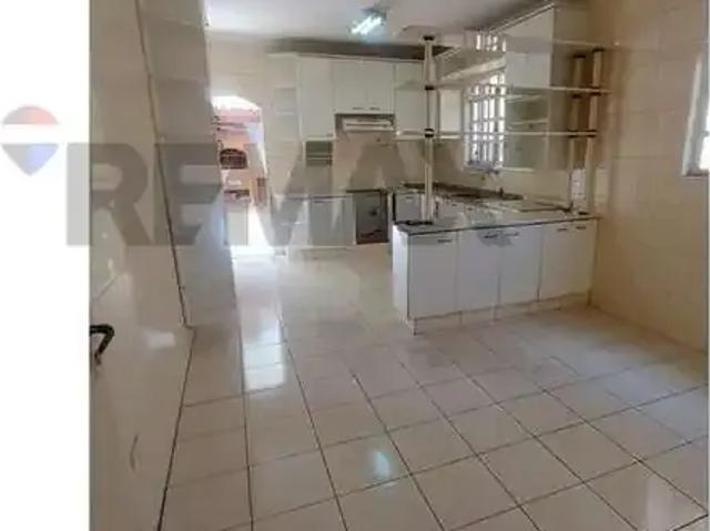 Casa / Sobrado para Locação em Guarulhos/SP Jardim Valéria 3 Quartos