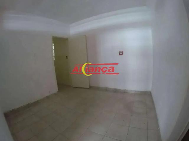 Casa / Sobrado para Locação em Guarulhos/SP Macedo 1 Quartos