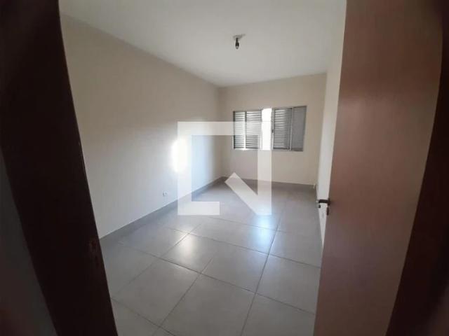 Casa / Sobrado para Locação em Guarulhos/SP Macedo 3 Quartos