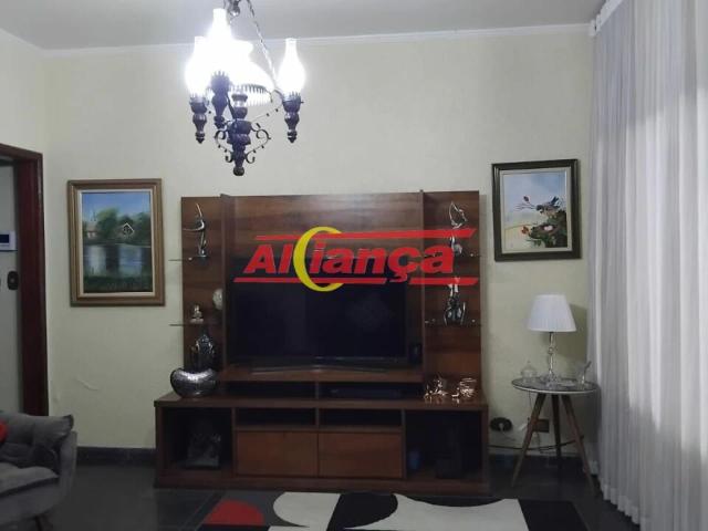 Casa / Sobrado para Locação em Guarulhos/SP Macedo 3 Quartos