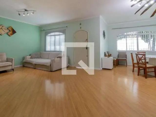 Casa / Sobrado para Locação em Guarulhos/SP Macedo 3 Quartos