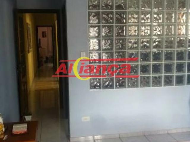Casa / Sobrado para Locação em Guarulhos/SP Macedo 3 Quartos