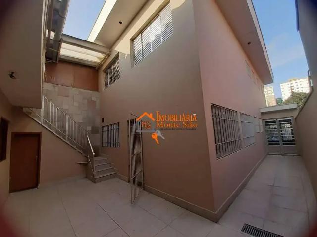 Casa / Sobrado para Locação em Guarulhos/SP Macedo 3 Quartos