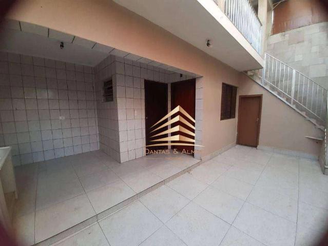 Casa / Sobrado para Locação em Guarulhos/SP Macedo 4 Quartos
