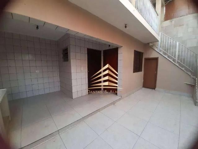 Casa / Sobrado para Locação em Guarulhos/SP Macedo 4 Quartos