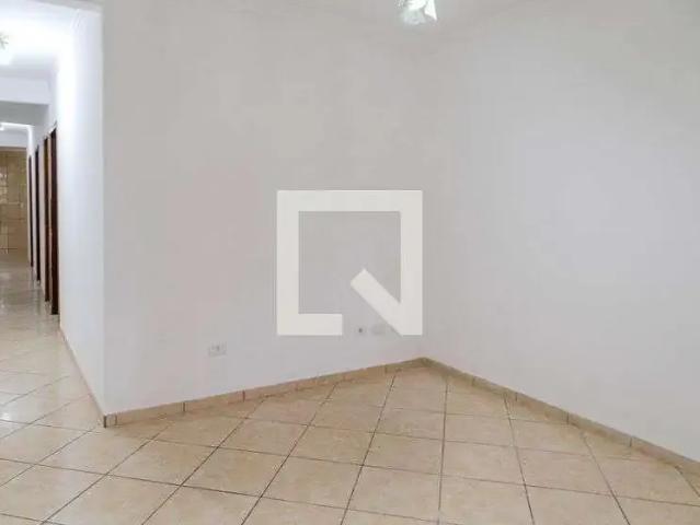 Casa / Sobrado para Locação em Guarulhos/SP Mikail II 3 Quartos