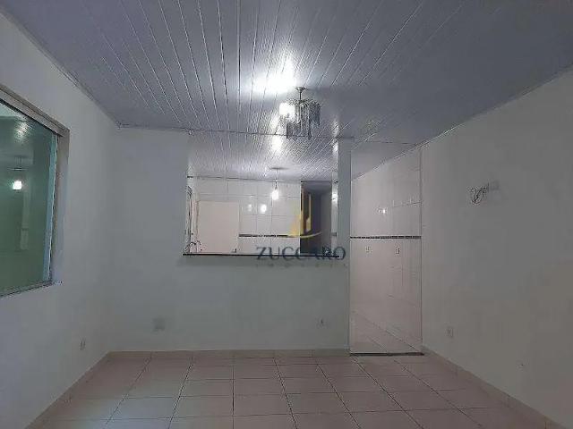 Casa / Sobrado para Locação em Guarulhos/SP Parque Continental I 2 Quartos