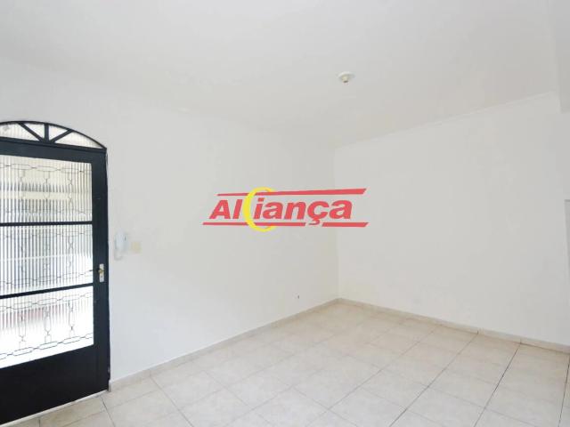 Casa / Sobrado para Locação em Guarulhos/SP Jardim Maia 1 Quartos