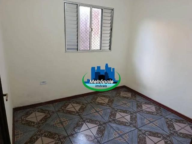 Casa / Sobrado para Locação em Guarulhos/SP Parque Continental 2 Quartos