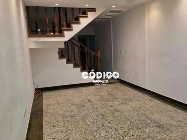 Casa / Sobrado para Locação em Guarulhos/SP Parque Renato Maia 3 Quartos