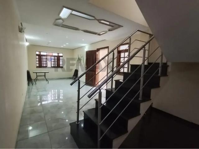 Casa / Sobrado para Locação em Guarulhos/SP Parque Renato Maia 3 Quartos