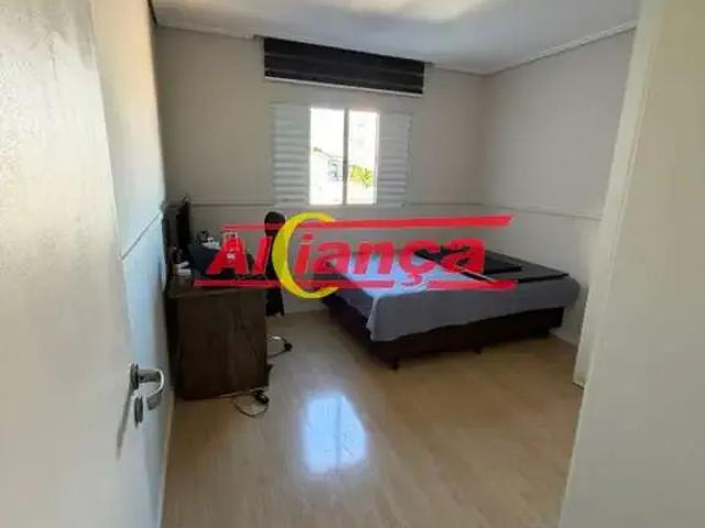 Casa / Sobrado para Locação em Guarulhos/SP Parque Renato Maia 3 Quartos