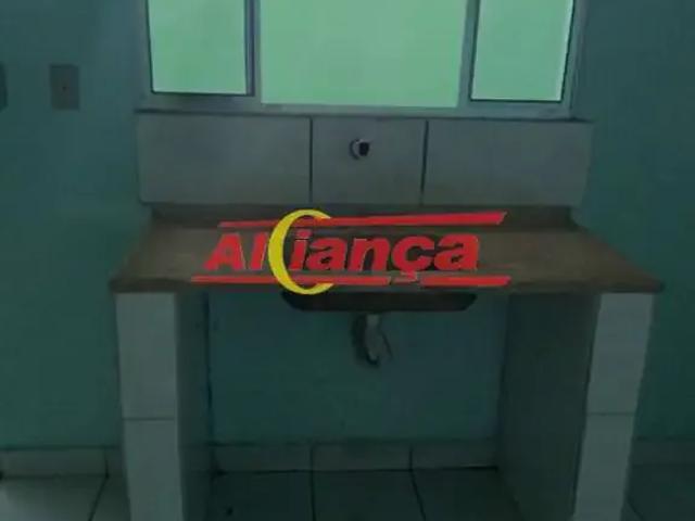 Casa / Sobrado para Locação em Guarulhos/SP Parque Santos Dumont 1 Quartos