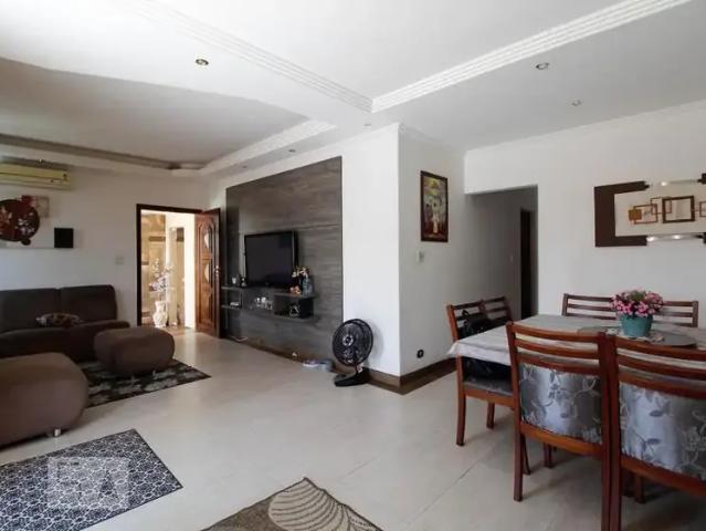 Casa / Sobrado para Locação em Guarulhos/SP Picanço 3 Quartos
