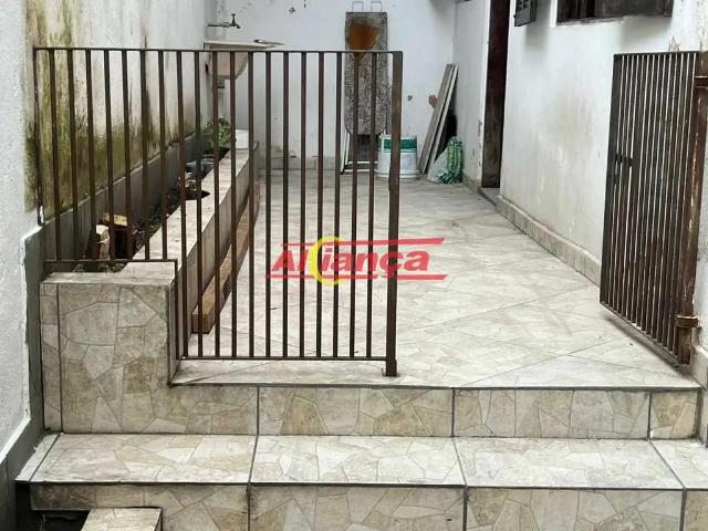 Casa / Sobrado para Locação em Guarulhos/SP Pimentas 1 Quartos