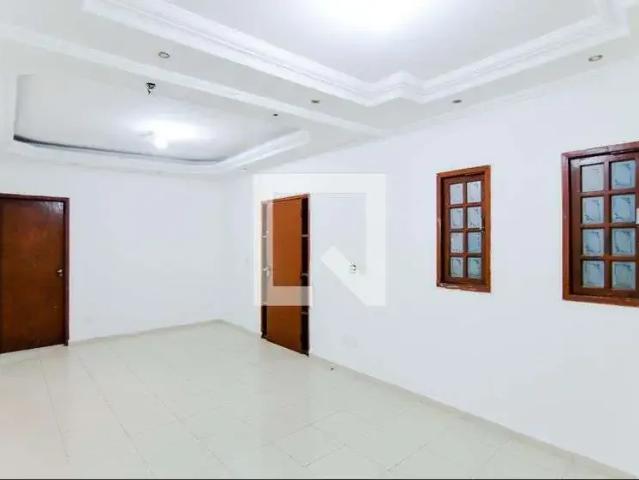 Casa / Sobrado para Locação em Guarulhos/SP Taboão 3 Quartos