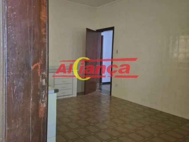 Casa / Sobrado para Locação em Guarulhos/SP Vila Tijuco 2 Quartos