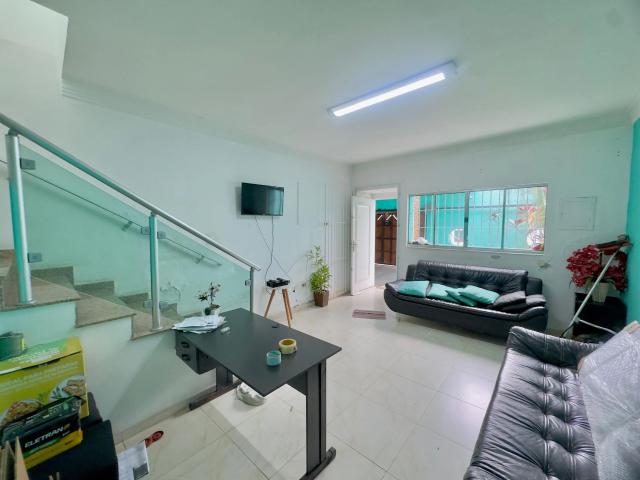 Casa / Sobrado para Locação em Guarulhos/SP Vila Zamataro 3 Quartos