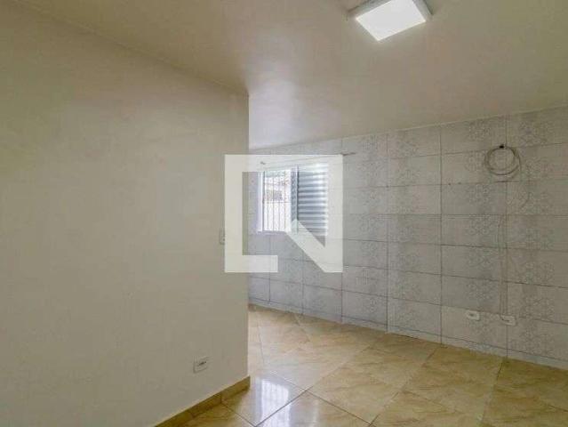 Casa / Sobrado para Locação em Guarulhos/SP Vila Augusta 1 Quartos