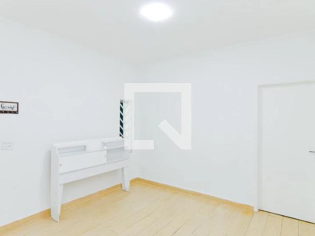 Casa / Sobrado para Locação em Guarulhos/SP Vila Augusta 2 Quartos