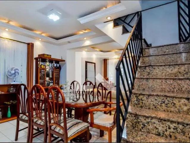 Casa / Sobrado para Locação em Guarulhos/SP Vila Augusta 3 Quartos