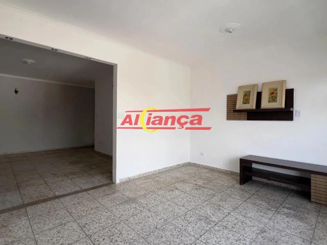 Casa / Sobrado para Locação em Guarulhos/SP Vila Barros 3 Quartos