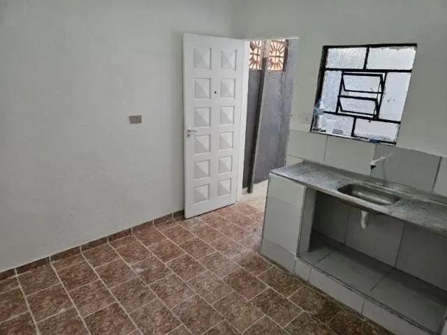 Casa / Sobrado para Locação em Guarulhos/SP Vila Barros 1 Quartos