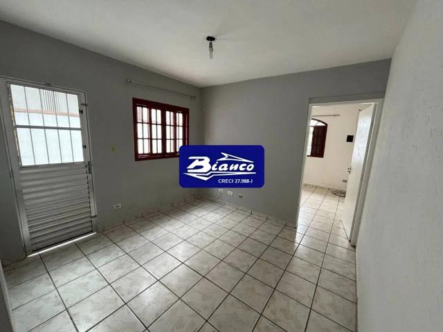 Casa / Sobrado para Locação em Guarulhos/SP Vila Barros 2 Quartos