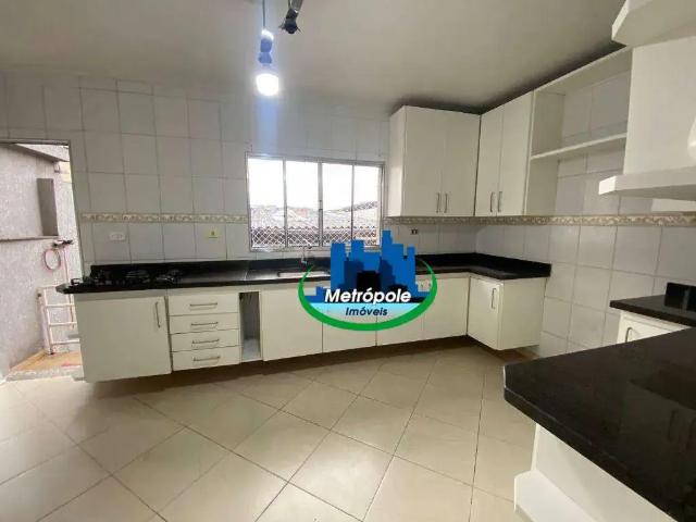 Casa / Sobrado para Locação em Guarulhos/SP Vila Barros 4 Quartos