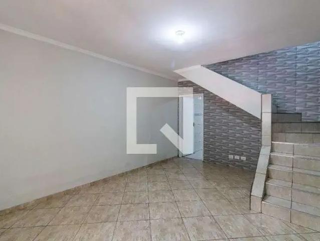 Casa / Sobrado para Locação em Guarulhos/SP Vila Fátima 2 Quartos
