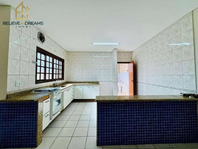 Casa / Sobrado para Locação em Guarulhos/SP Vila Itapegica 1 Quartos