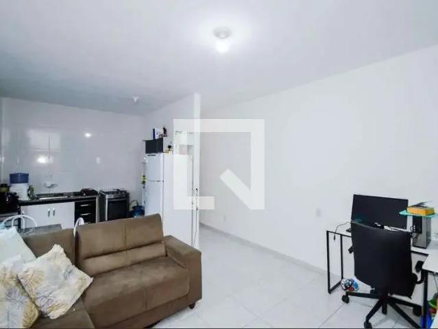 Casa / Sobrado para Locação em Guarulhos/SP Vila Nova Bonsucesso 2 Quartos